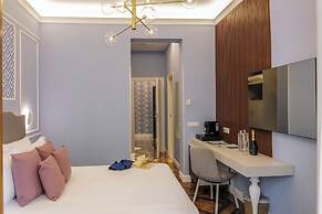 Cafè Latino Suites