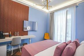 Cafè Latino Suites