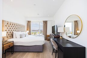 ExCel Pad 3 Bed and 3 Bath Apartment