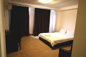 Occidental Wise Transit Hotel