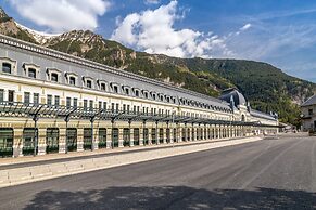 Canfranc Estación, A Royal Hideaway Hotel - Gran Lujo