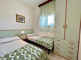 Spacious Villa With Private Garden and Great Pool
