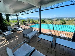 Apt 3 Infinity Pool, Extensive Grounds With Shrubs - Flowers, Jacuzzi 