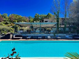 Apt 3 Infinity Pool, Extensive Grounds With Shrubs - Flowers, Jacuzzi 