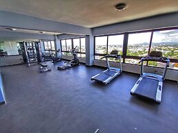 Luxury Condo 1 Br Pool Excellent Location