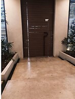 Luxury Condo 1 Br Pool Excellent Location