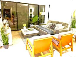 Sleeps 4-6-amazing 2 Bedroom Ph With Bbq & Jacuzzi