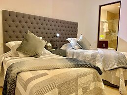Sleeps 4-6-amazing 2 Bedroom Ph With Bbq & Jacuzzi