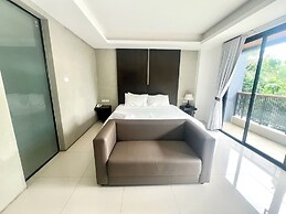 The Proud Exclusive Hotel