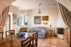 Rustic Escape, Agios Markos