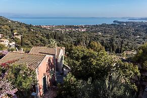 Rustic Escape, Agios Markos