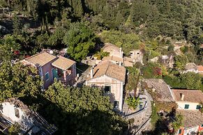 Rustic Escape, Agios Markos