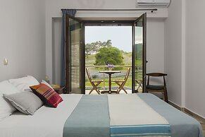 Wild Fig Retreat