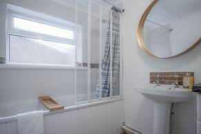 Langland Road - 1 Bedroom - Mumbles