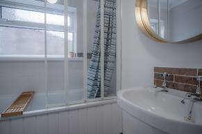Langland Road - 1 Bedroom - Mumbles