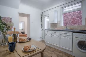 Langland Road - 1 Bedroom - Mumbles