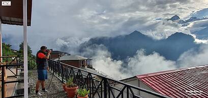 Mountain Rover Auli