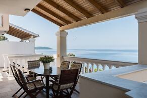 Four-Bedroom Villa Alexandros