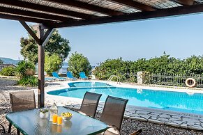 Four-Bedroom Villa Alexandros