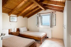 Four-Bedroom Villa Alexandros