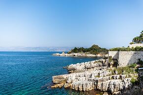 Four-Bedroom Villa Alexandros