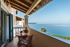 Four-Bedroom Villa Alexandros
