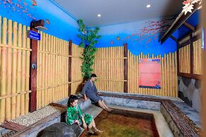 Saline Hot Spring Resort