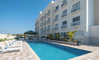 Super 8 By Wyndham Manzanillo