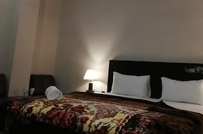 Fine Star Hotel
