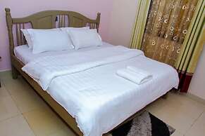D'lykerz Hotel