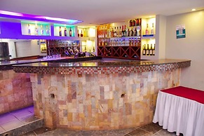 D'lykerz Hotel