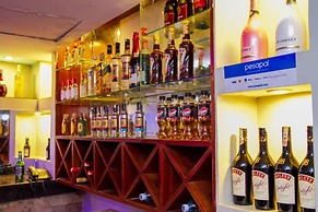 D'lykerz Hotel
