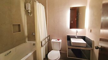 Grand Emilia Hotel