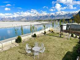 Indus View Hotel