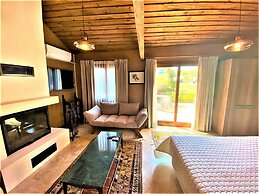 Guney Urla Suites