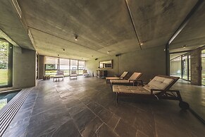 Be House Suites & Spa