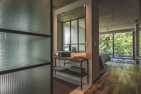 Be House Suites & Spa