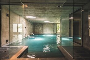 Be House Suites & Spa