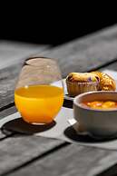 Be House Suites & Spa