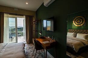 The Carob Tree B&B