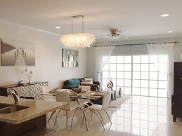 Luxury Condo at Venito