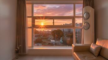 Geoje Forest-morning Spa Pension