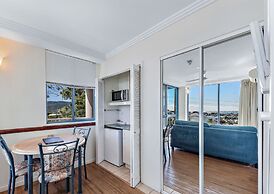 Tropical Marina views couples getaway