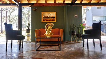 PINE TREE Hotel Boutique & Cabañas