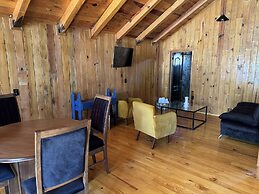 PINE TREE Hotel Boutique & Cabañas