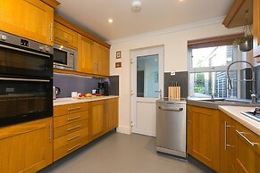 Oystercatcher House
