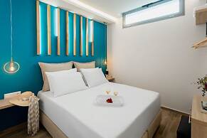 Alikon Adult-Only