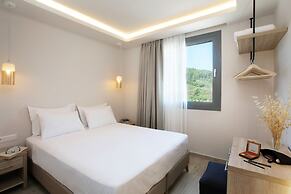 Alikon Adult-Only