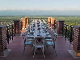 Ampelo Resort