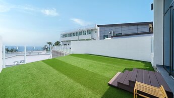 Yeosu Seuteimeong